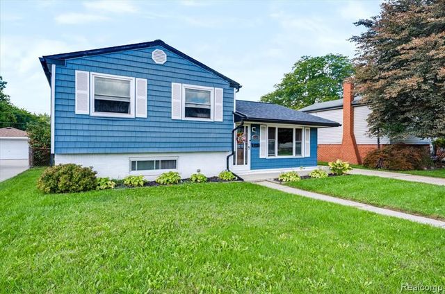 31215 Nelson Drive, Warren, MI 48088