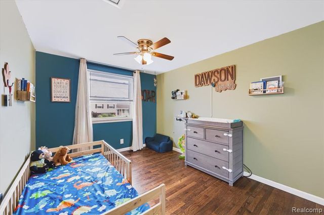 31215 Nelson Drive, Warren, MI 48088