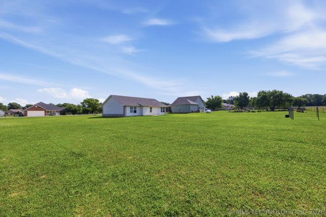 6403 W 4915, Pryor, OK 74361