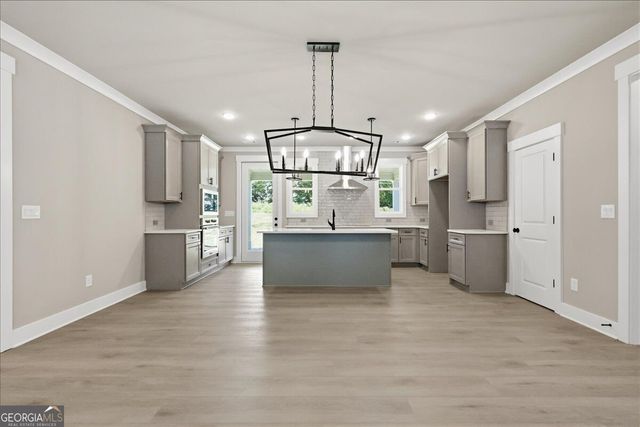 105 Maney Drive, Statham, GA 30666