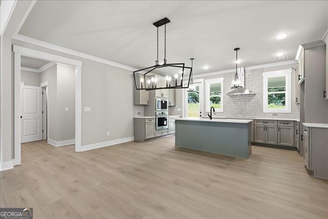 105 Maney Drive, Statham, GA 30666