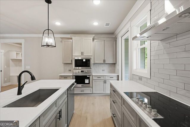 105 Maney Drive, Statham, GA 30666