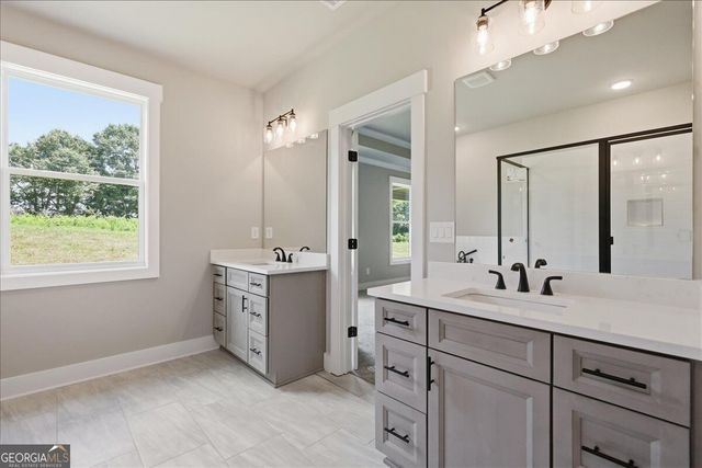 105 Maney Drive, Statham, GA 30666