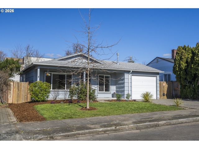 4617 Se WINDSOR Ct, Portland, OR 97206