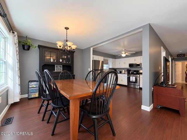 2 Hearth Court, Howell, NJ 07731