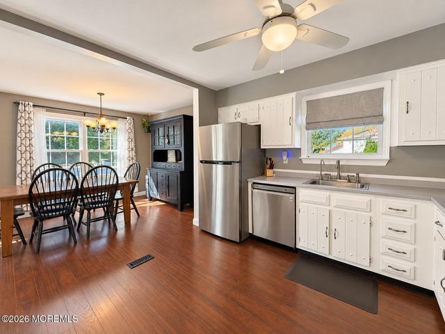 2 Hearth Court, Howell, NJ 07731