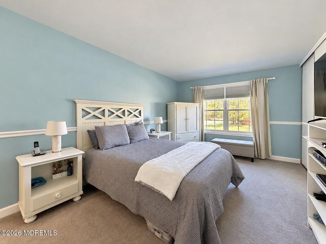 2 Hearth Court, Howell, NJ 07731