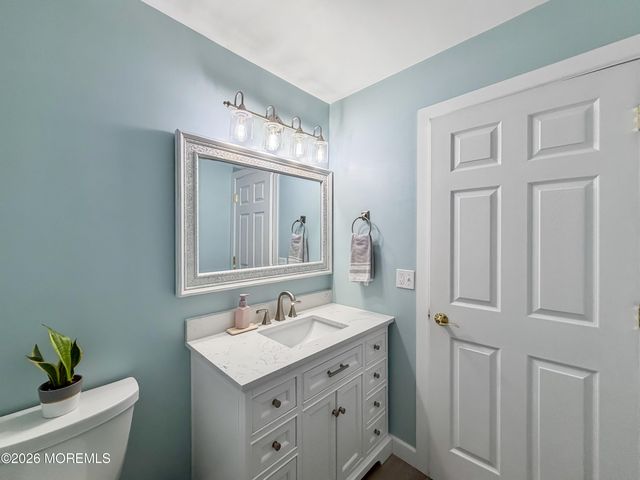 2 Hearth Court, Howell, NJ 07731