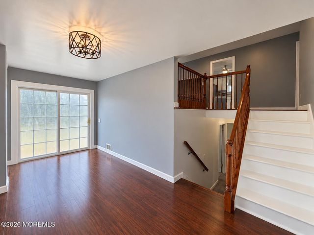2 Hearth Court, Howell, NJ 07731