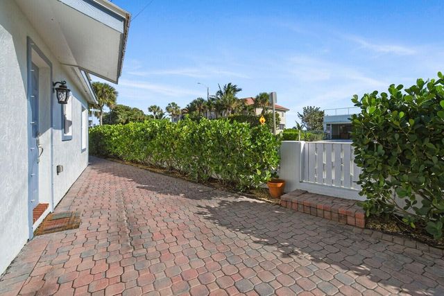 941 Ocean Drive, Juno Beach, FL 33408