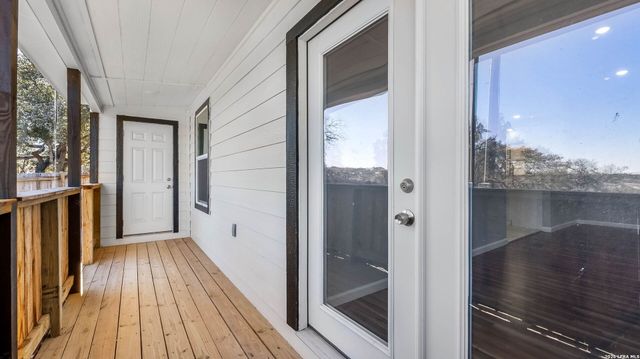 474 ridgehaven, Canyon Lake, TX 78133