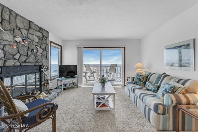 1001 Pelican Court, Kure Beach, NC 28449