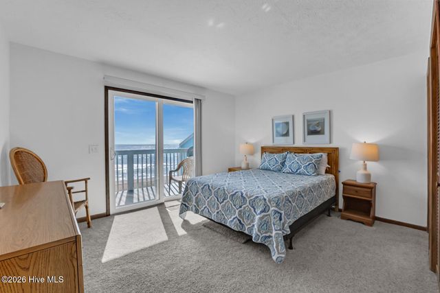 1001 Pelican Court, Kure Beach, NC 28449