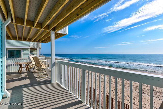 1001 Pelican Court, Kure Beach, NC 28449