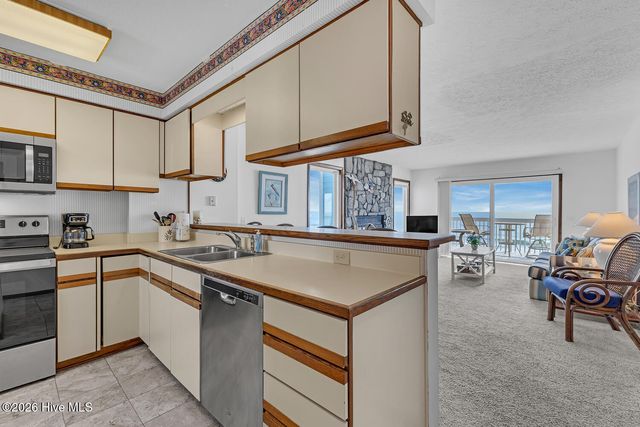 1001 Pelican Court, Kure Beach, NC 28449