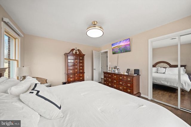 436 CASTLETON VIEW RD, Castleton, VA 22716