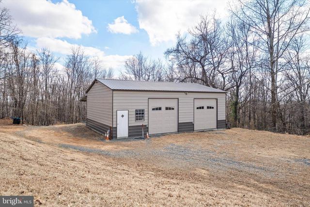 436 CASTLETON VIEW RD, Castleton, VA 22716
