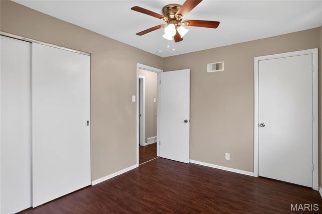262 Coburg Drive, St Louis, MO 63137