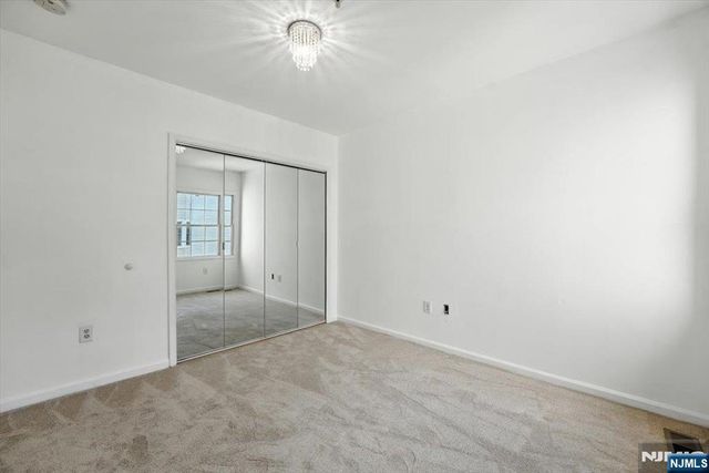 252 The Promenade 9-252, Edgewater, NJ 07020