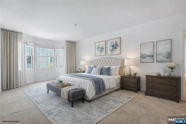 252 The Promenade 9-252, Edgewater, NJ 07020