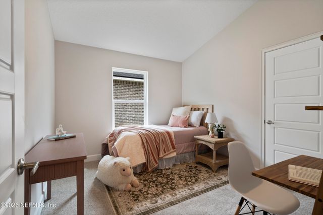 8303 HELMSLEY Boulevard, Jacksonville, FL 32219