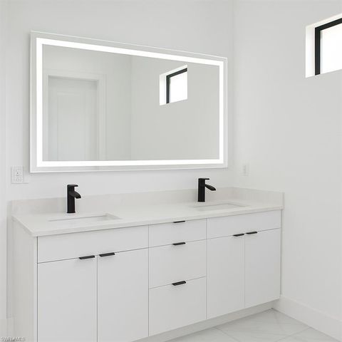 3813 25th ST SW, Lehigh Acres, FL 33976