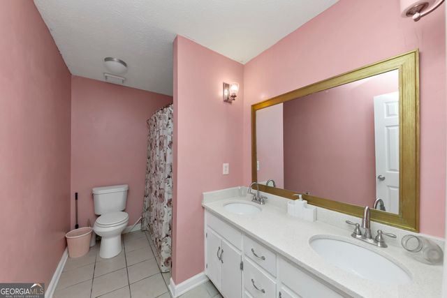 6744 ROCKBRIDGE Road, Stone Mountain, GA 30087