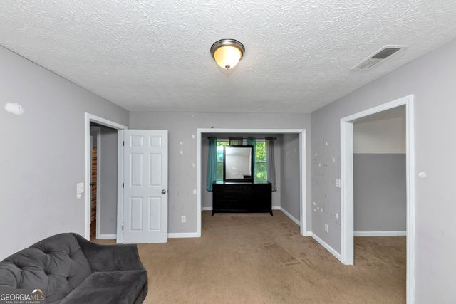 6744 ROCKBRIDGE Road, Stone Mountain, GA 30087