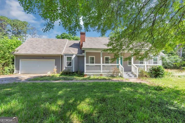6744 ROCKBRIDGE Road, Stone Mountain, GA 30087