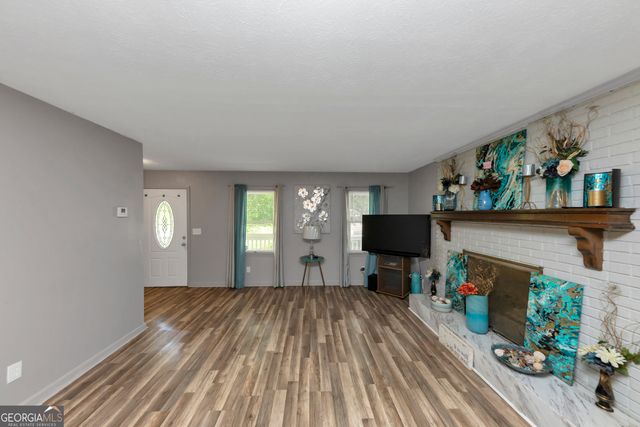 6744 ROCKBRIDGE Road, Stone Mountain, GA 30087