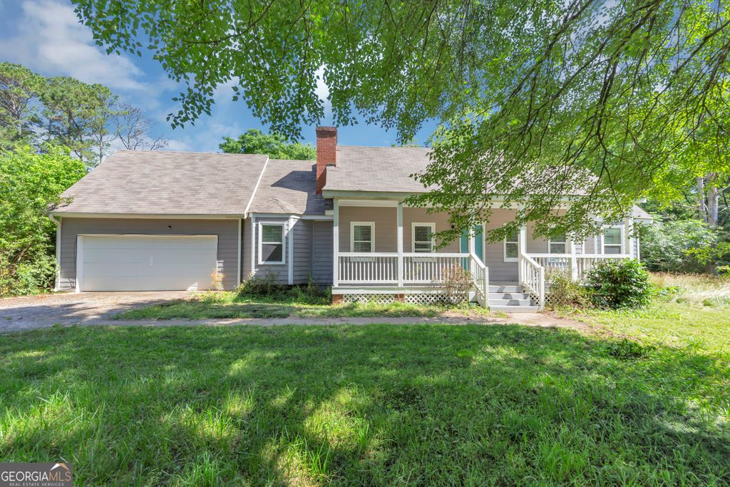 6744 ROCKBRIDGE Road, Stone Mountain, GA 30087