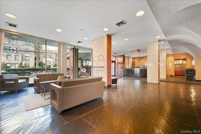 175-20 Wexford Terrace 14U, Jamaica Estates, NY 11432