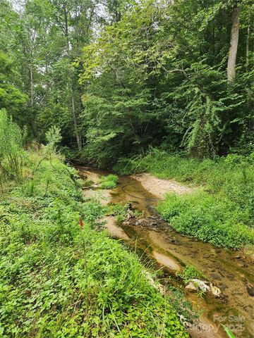 3076/3078 Blue Creek Road, Lenoir, NC 28645