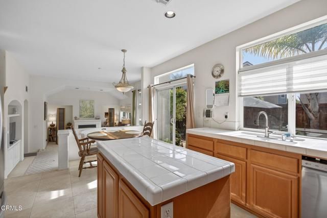 641 Saratoga Avenue, Ventura, CA 93003