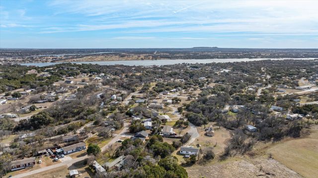 3021 Moon Court, Granbury, TX 76049
