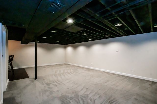 837 Carnaby Court, Schaumburg, IL 60194