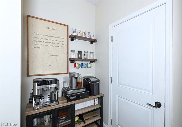 3021 Stonehurst Road, Uniontown, OH 44685