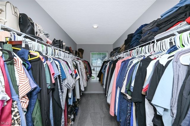 3021 Stonehurst Road, Uniontown, OH 44685