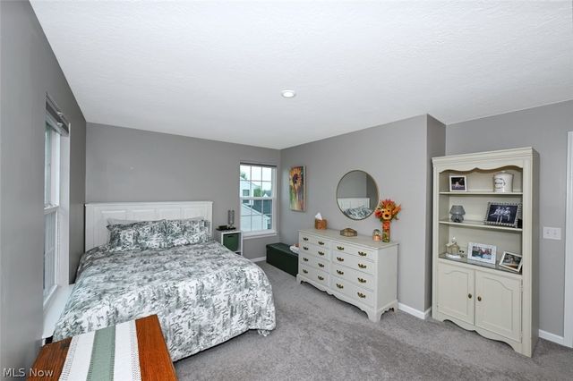 3021 Stonehurst Road, Uniontown, OH 44685