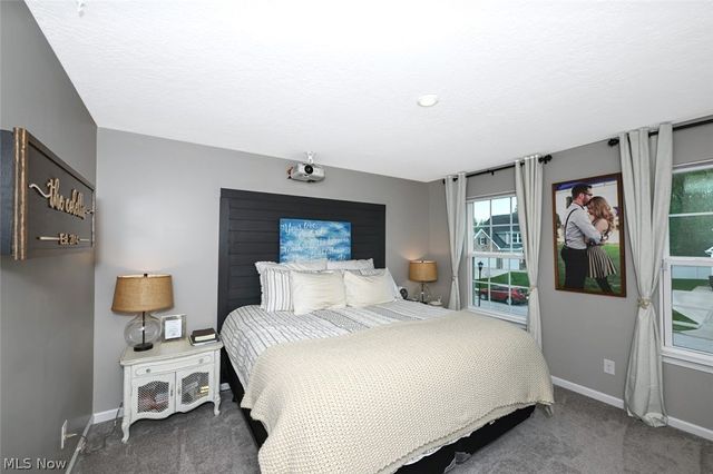 3021 Stonehurst Road, Uniontown, OH 44685