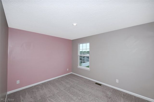 3021 Stonehurst Road, Uniontown, OH 44685