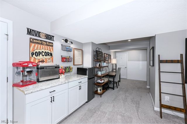 3021 Stonehurst Road, Uniontown, OH 44685