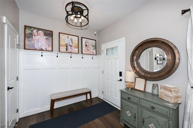 3021 Stonehurst Road, Uniontown, OH 44685