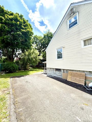 14 E Hickory Street, Spring Valley, NY 10977