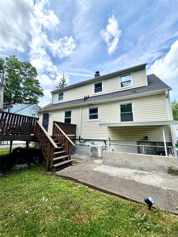14 E Hickory Street, Spring Valley, NY 10977
