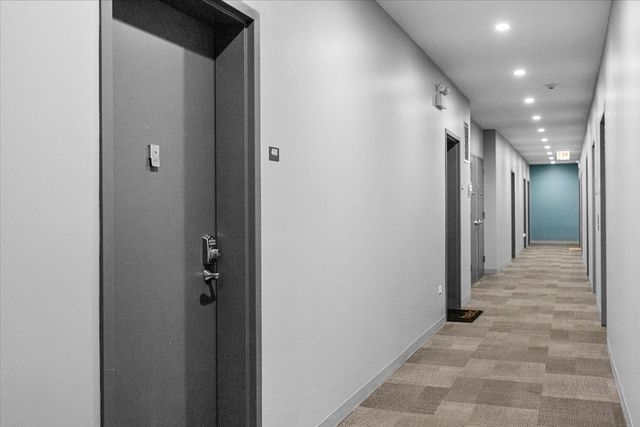 830 N Milwaukee Avenue 211, Chicago, IL 60642