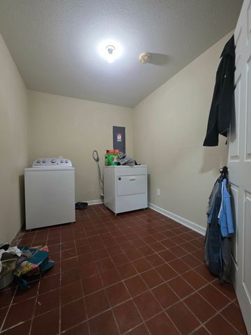 739 Bluebonnet Street, Mexia, TX 76667