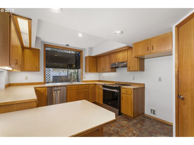 3205 Se BALBOA Dr, Vancouver, WA 98683