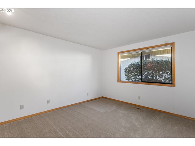 3205 Se BALBOA Dr, Vancouver, WA 98683