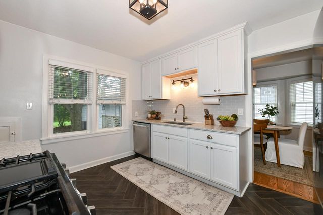 610 N 112th STREET, Wauwatosa, WI 53226